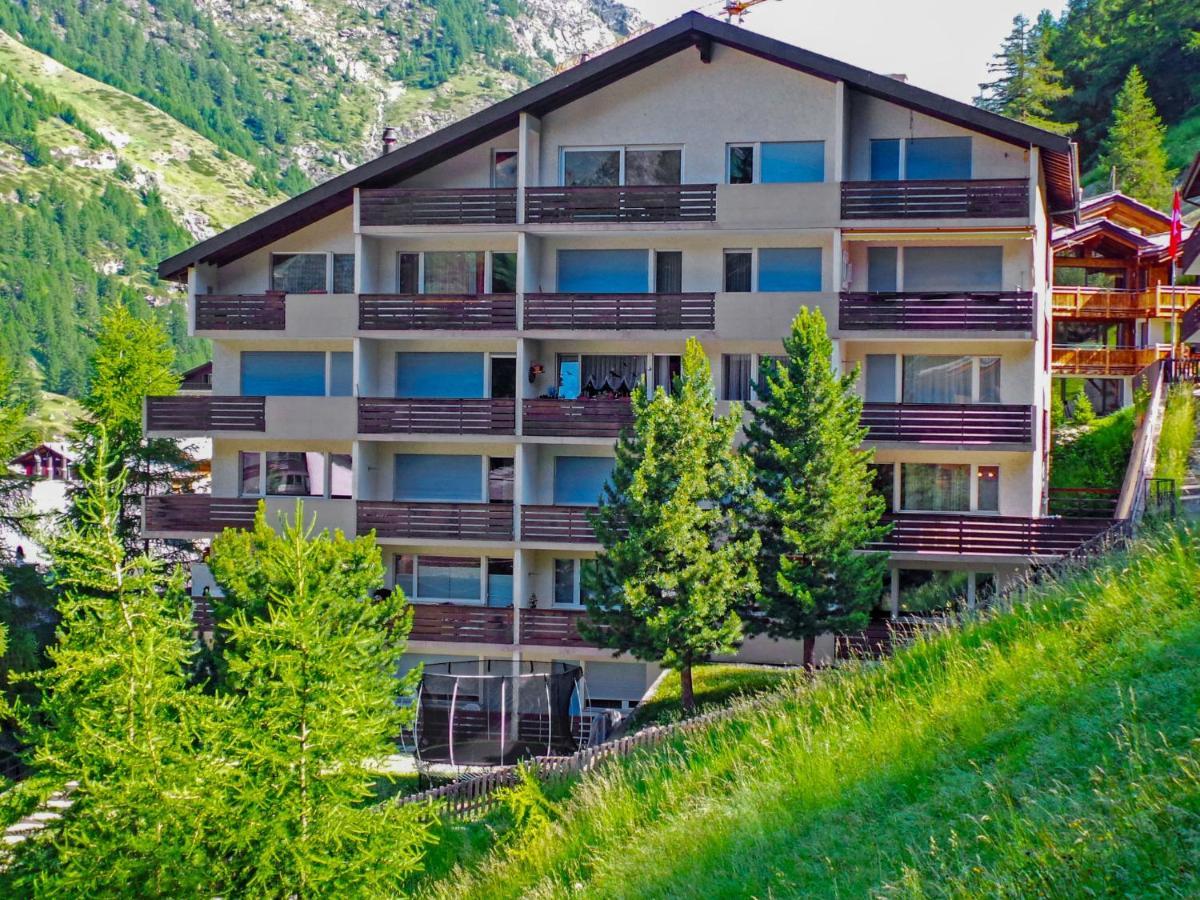 Apartment Kondor By Interhome Zermatt Bagian luar foto